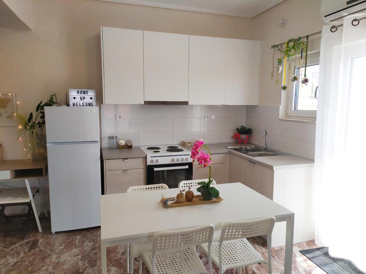 Home Up Trikala  Exterior foto