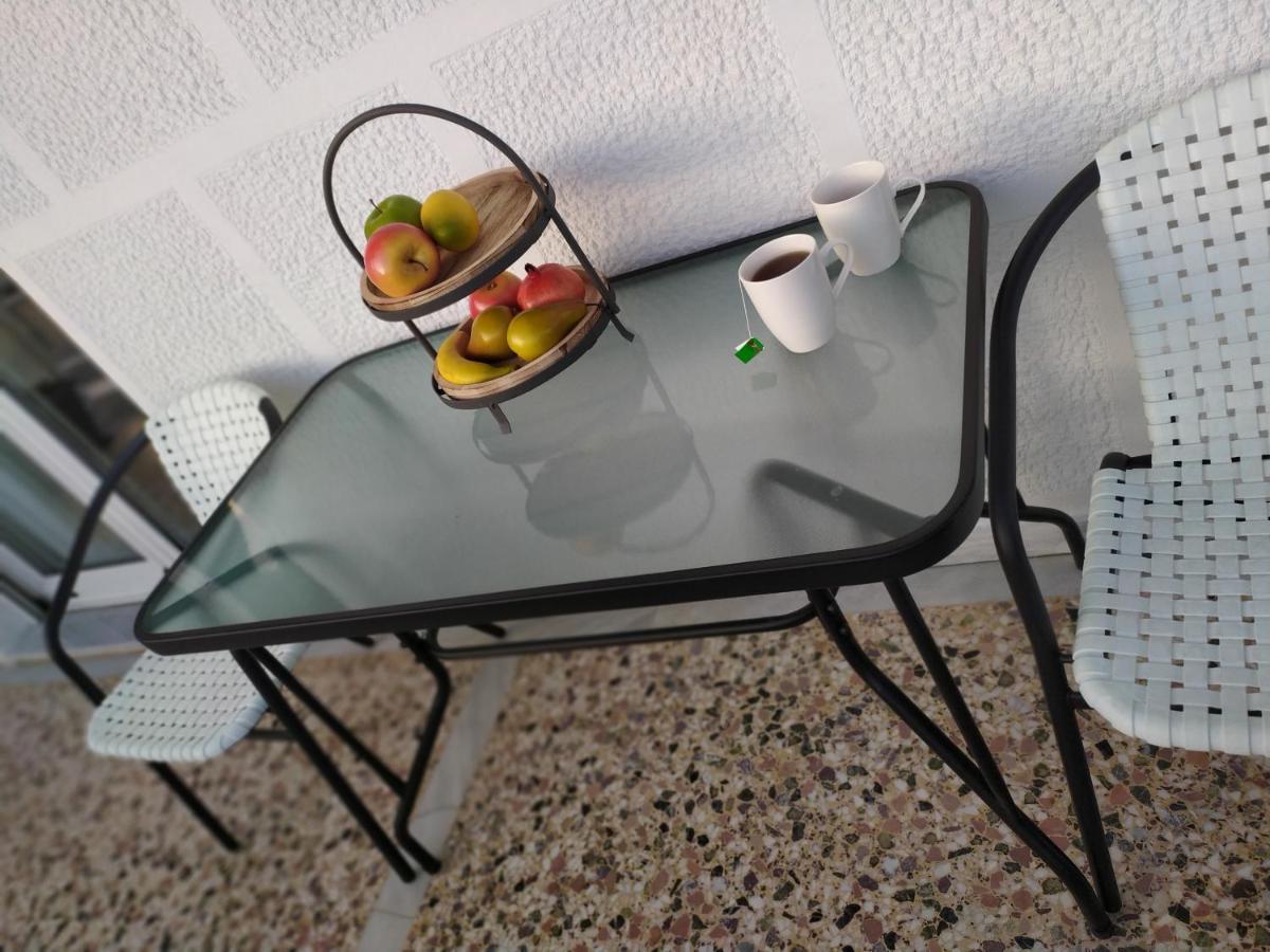 Home Up Trikala  Exterior foto